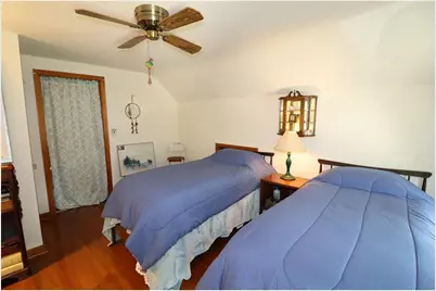 2141 S Livingston Terrace, West Allis, WI 53219 - Photo 43