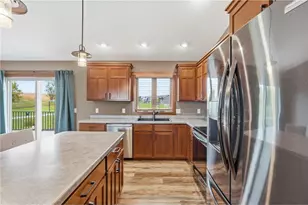 2237 Pioneer Trail, New Richmond, WI 54017 - Photo 9