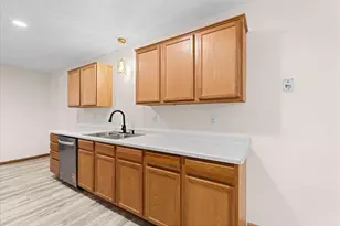 617 Grandview Way, Hudson, WI 54016 - Photo 9