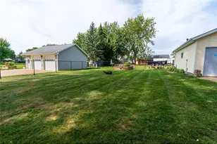 548 W Hudson St, Mondovi, WI 54755 - Photo 29