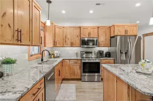 3563 Newcastle Dr, River Falls, WI 54022 - Photo 11
