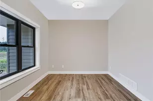 1189 60th St, Hudson, WI 54016 - Photo 5