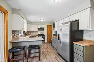 906 N Cascade St, Osceola, WI 54020 - Photo 9