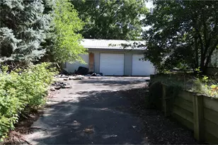 2466 Dale St, Roseville, MN 55113 - Photo 11