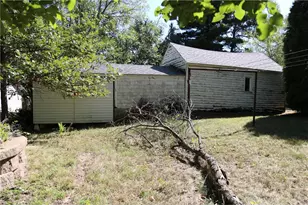 2466 Dale St, Roseville, MN 55113 - Photo 9