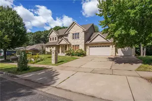 3130 Anric Dr, Eau Claire, WI 54701 - Photo 5