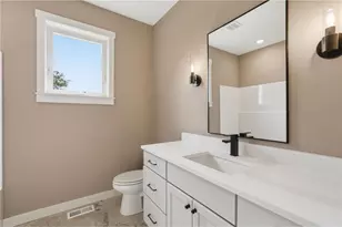 538 Chapman Hls Ct, Saint Joseph, WI 54016 - Photo 15