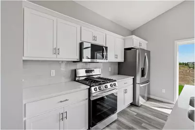 987 Willow Glen Avenue, Somerset, WI 54025 - Photo 7