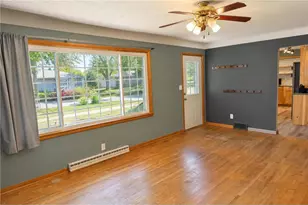 439 N 8th St, River Falls, WI 54022 - Photo 3