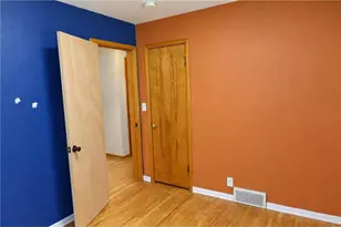 439 N 8th St, River Falls, WI 54022 - Photo 13