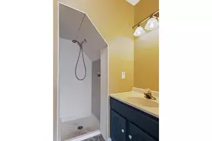 319 N Pearl St, River Falls, WI 54022 - Photo 19