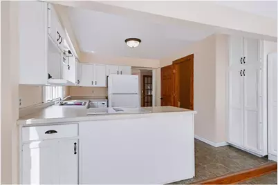 319 N Pearl Street, River Falls, WI 54022 - Photo 15