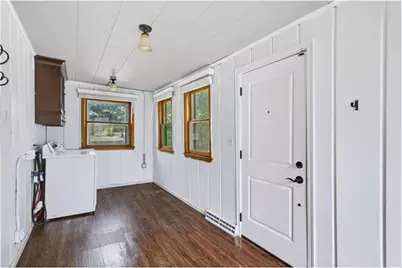 319 N Pearl Street, River Falls, WI 54022 - Photo 5