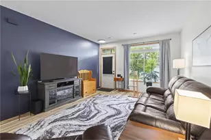 24 River Woods Dr, Saint Paul Park, MN 55071 - Photo 9