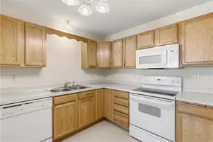 1587 County Road D, Maplewood, MN 55109 - Photo 13