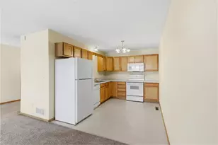 1587 County Road D, Maplewood, MN 55109 - Photo 11