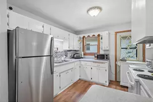 121 W Race Ave, Elmwood, WI 54740 - Photo 7