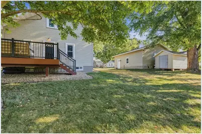 208 W Maple Street, Roberts, WI 54023 - Photo 5