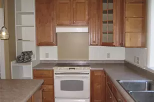 230 N Arch Ave, New Richmond, WI 54017 - Photo 5