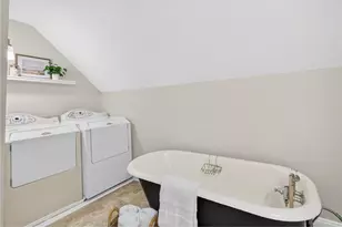 627 Locust St, Hudson, WI 54016 - Photo 27