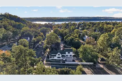 627 Locust Street, Hudson, WI 54016 - Photo 3