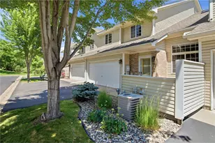 8854 Spring Ln, Woodbury, MN 55125 - Photo 9