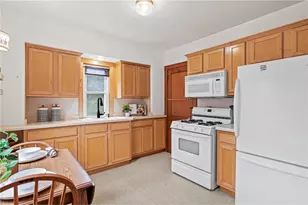 1186 Englewood Ave, Saint Paul, MN 55104 - Photo 13