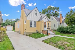 1186 Englewood Ave, Saint Paul, MN 55104 - Photo 3