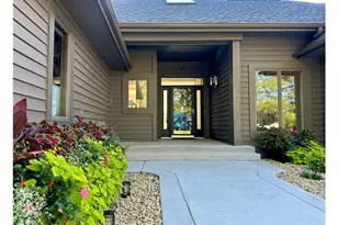 550 Pine Ridge Ct, New Richmond, WI 54017 - Photo 7
