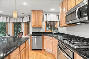 243 W Canyon Dr, Hudson, WI 54016 - Photo 15