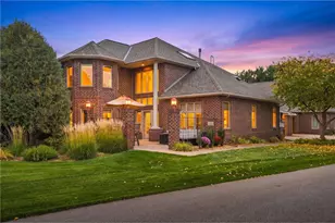 243 W Canyon Dr, Hudson, WI 54016 - Photo 1