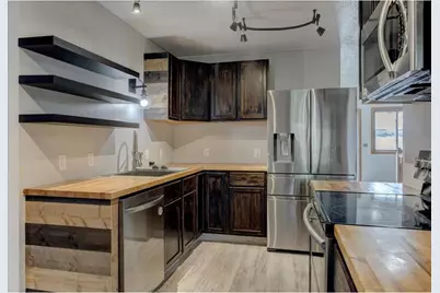381 Red Cedar Street #1, Menomonie, WI 54751 - Photo 5
