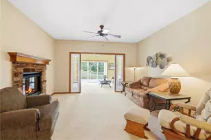 776 Meredith Cir, River Falls, WI 54022 - Photo 9