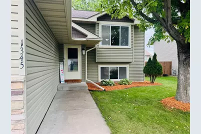 1345 Osprey Court, New Richmond, WI 54017 - Photo 3