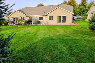 438 Cassandra Drive, New Richmond, WI 54017 - Photo 5