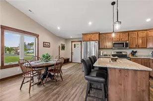 184 Steelhead Dr, River Falls, WI 54022 - Photo 9