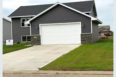 1825 Cypress Trail, New Richmond, WI 54017 - Photo 31