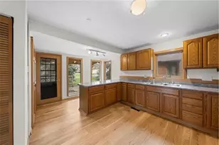 421 Lewis St, River Falls, WI 54022 - Photo 9