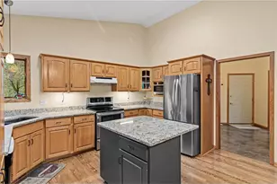 408 Johnson Dr, Hudson, WI 54016 - Photo 15