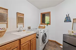 408 Johnson Dr, Hudson, WI 54016 - Photo 23