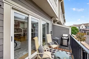 15557 Dunraven Dr, Apple Valley, MN 55124 - Photo 9