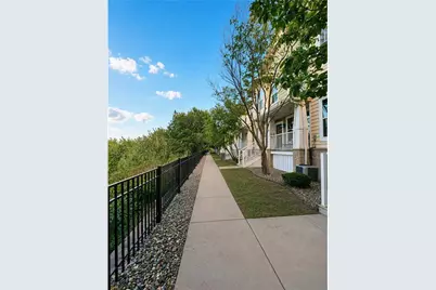 1240 County Road D #3, Maplewood, MN 55109 - Photo 19