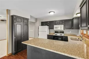 1719 Cudd Cir, Hudson, WI 54016 - Photo 7