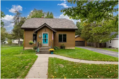525 N Fremont Street, River Falls, WI 54022 - Photo 3