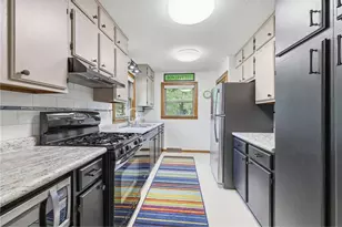 525 N Fremont St, River Falls, WI 54022 - Photo 9