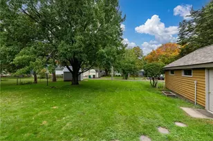 525 N Fremont St, River Falls, WI 54022 - Photo 25