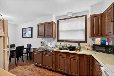302 W Maple Street, Roberts, WI 54023 - Photo 7