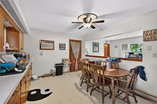 406 N Division St, Roberts, WI 54023 - Photo 9
