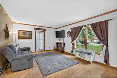 371 S Washington Avenue, New Richmond, WI 54017 - Photo 7