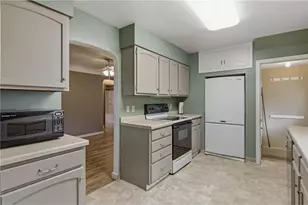 837 Hopwood Ave, Menomonie, WI 54751 - Photo 5